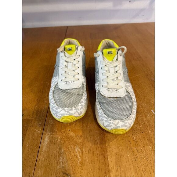Michael Kors Mix-Media Trainer Sneakers Shoes Womens SZ 8 - Picture 2 of 10
